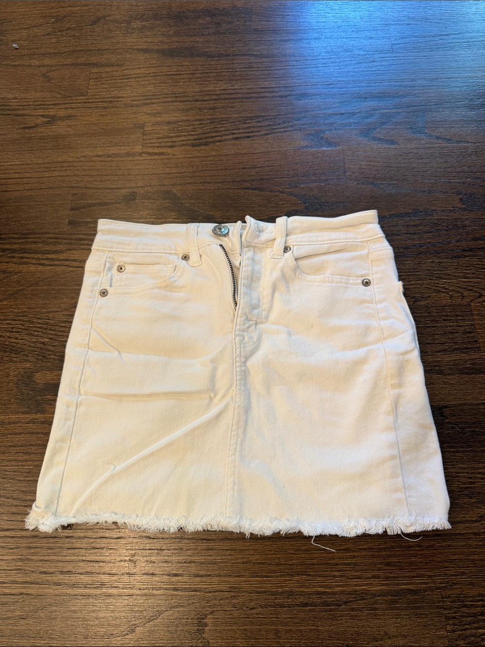 American Eagle Outfitters White Denim Frayed Hem Mini Skirt